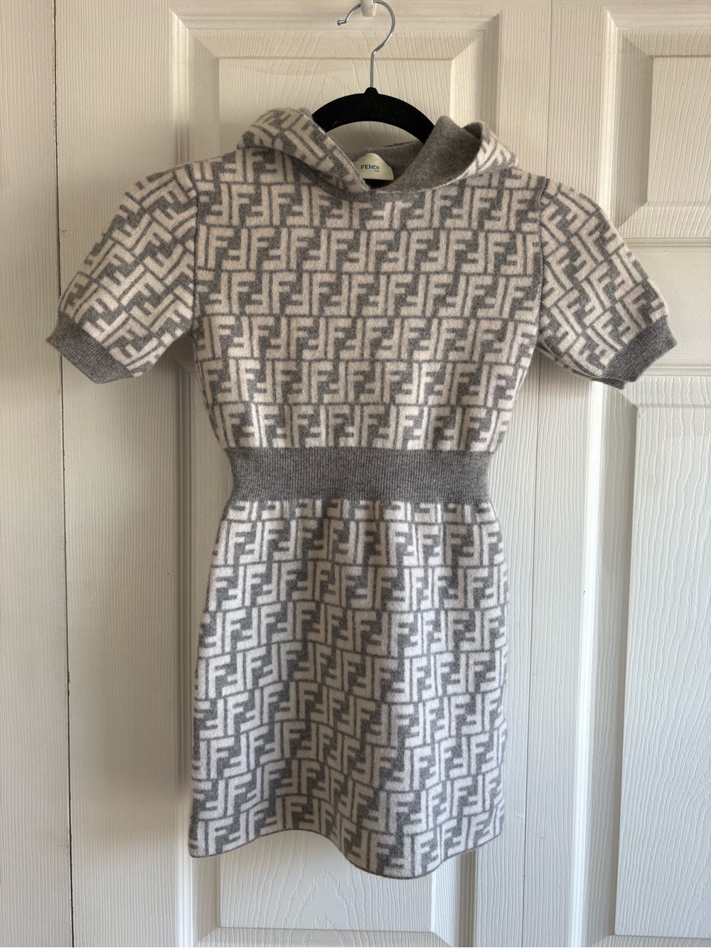 Authentic Fendi Kids Grey White Logo Hooded Wool Cashmere Dress Preppy 6 Knit